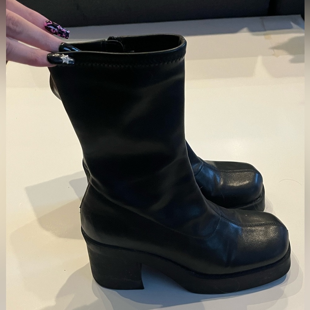 Steve Madden Klayton Black Boots